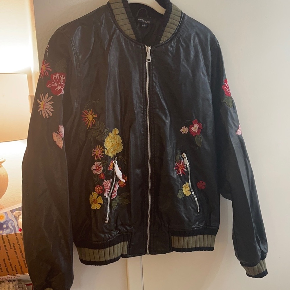 Super Cute Pleather Jacket With Multicolored Flor… - image 2